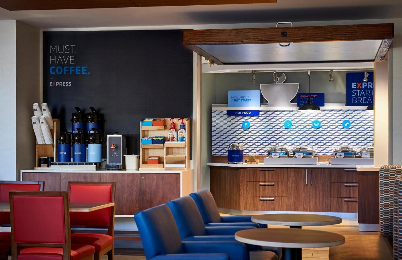 Holiday Inn Express & Suites - Lindale By Ihg Ngoại thất bức ảnh