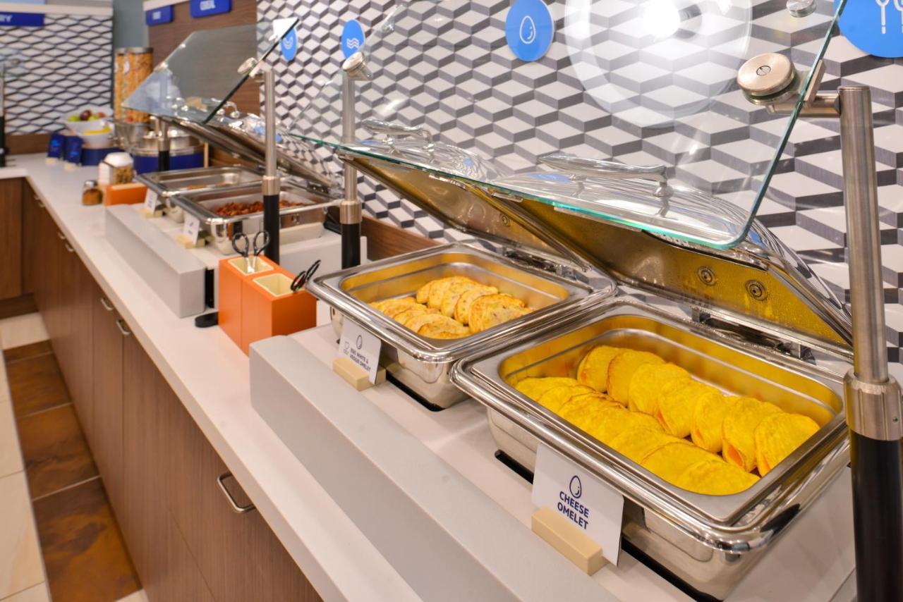 Holiday Inn Express & Suites - Lindale By Ihg Ngoại thất bức ảnh