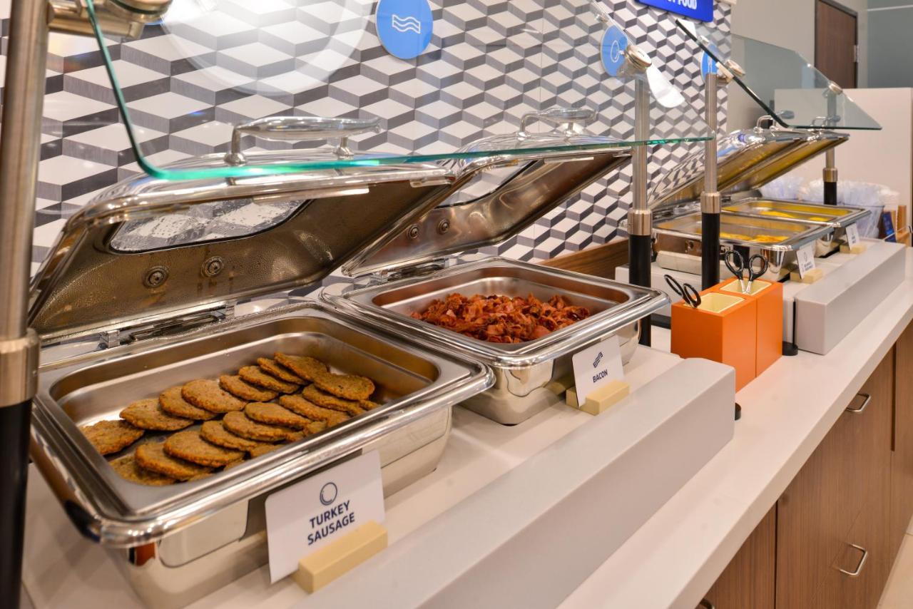 Holiday Inn Express & Suites - Lindale By Ihg Ngoại thất bức ảnh